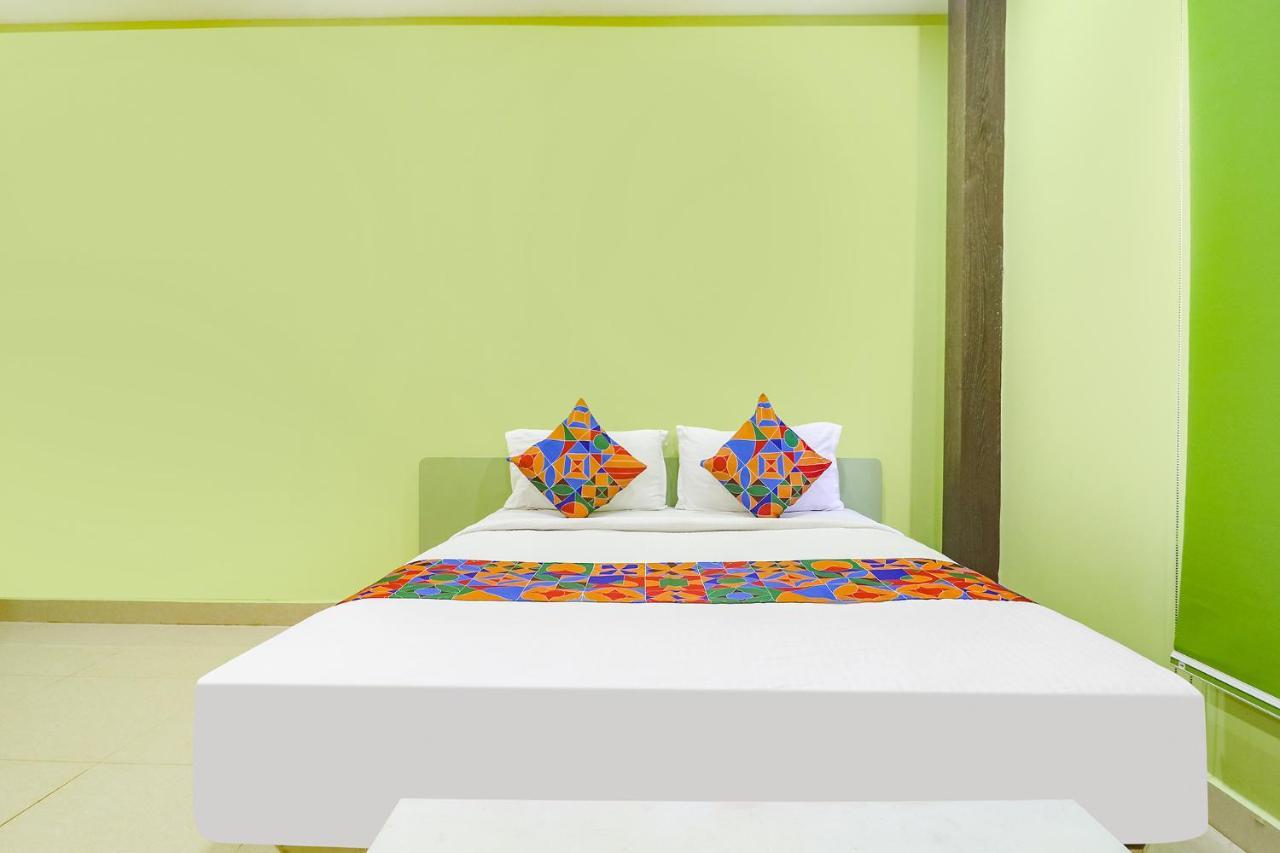 Fabexpress Airport Stay Inn - Nr Hyderabad International Airport, Shamshabad Exterior photo