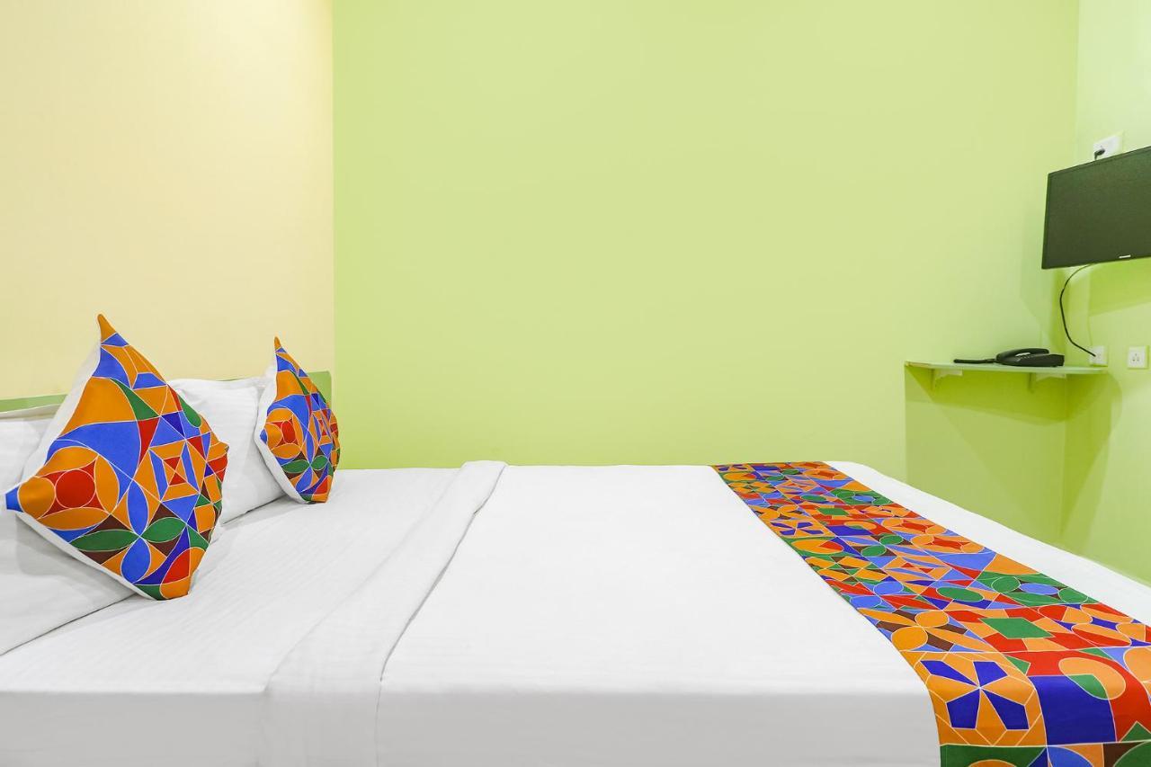 Fabexpress Airport Stay Inn - Nr Hyderabad International Airport, Shamshabad Exterior photo